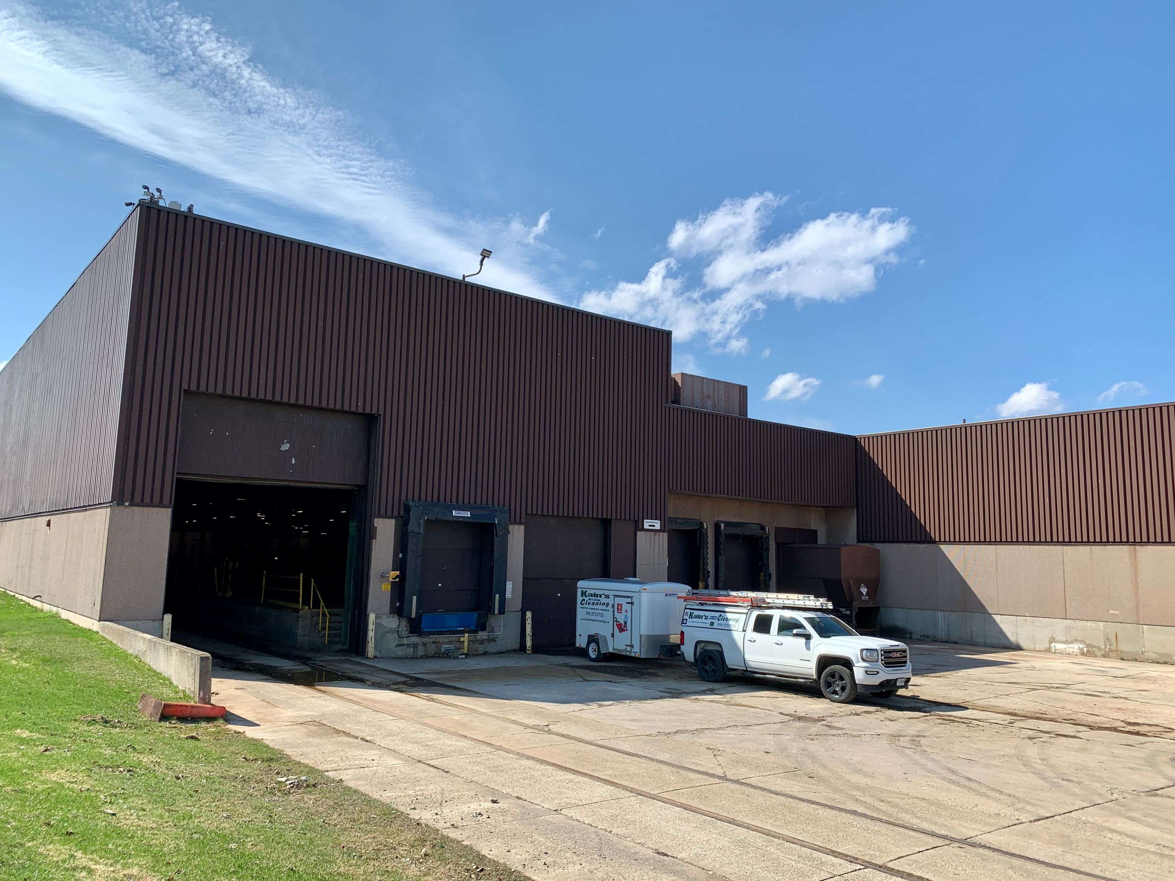 Owen Sound, ON N4K 1Z4,1800 17th ST E #4&6