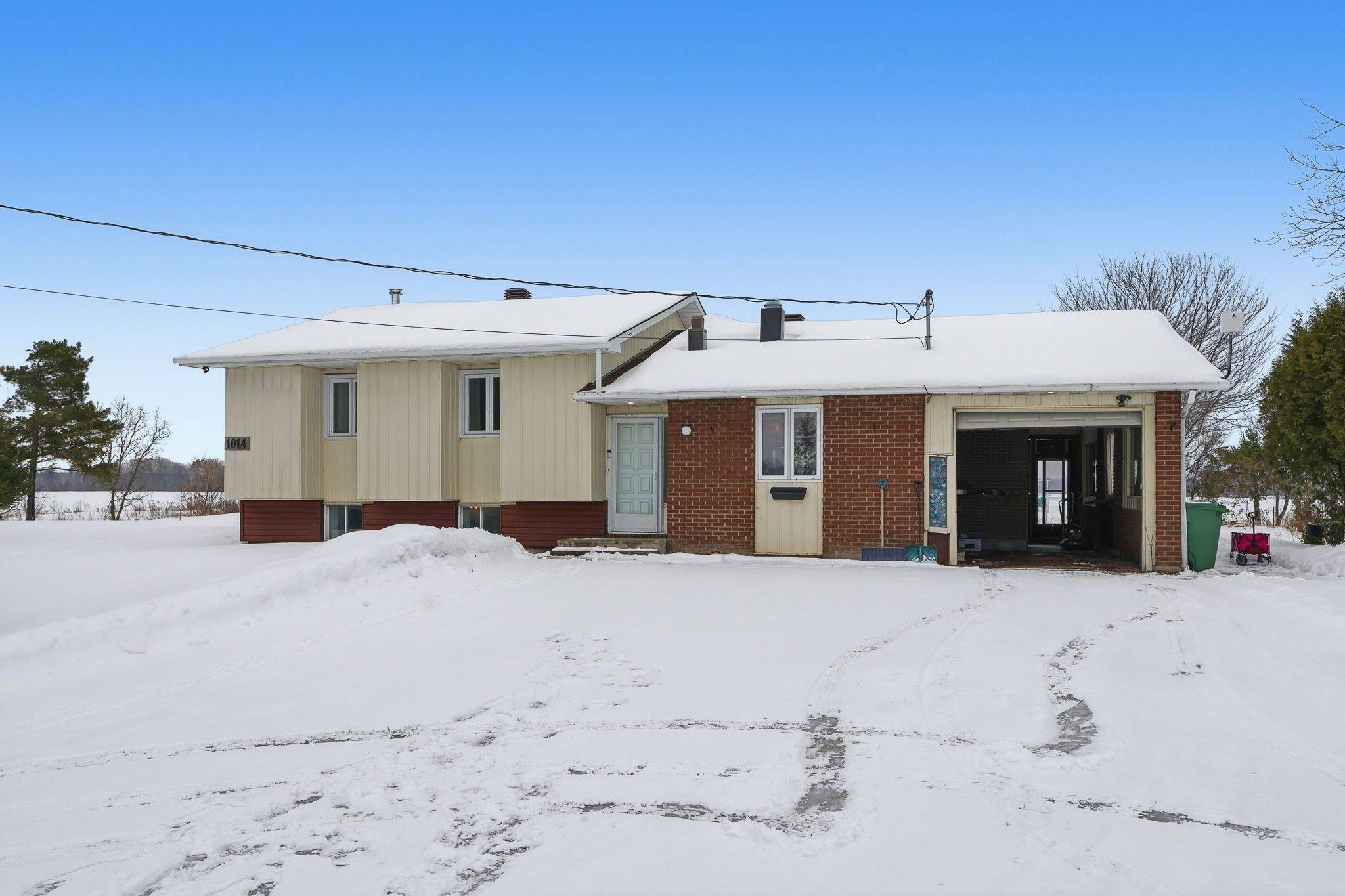 Clarence-rockland, ON K0A 1N0,1014 Filion RD