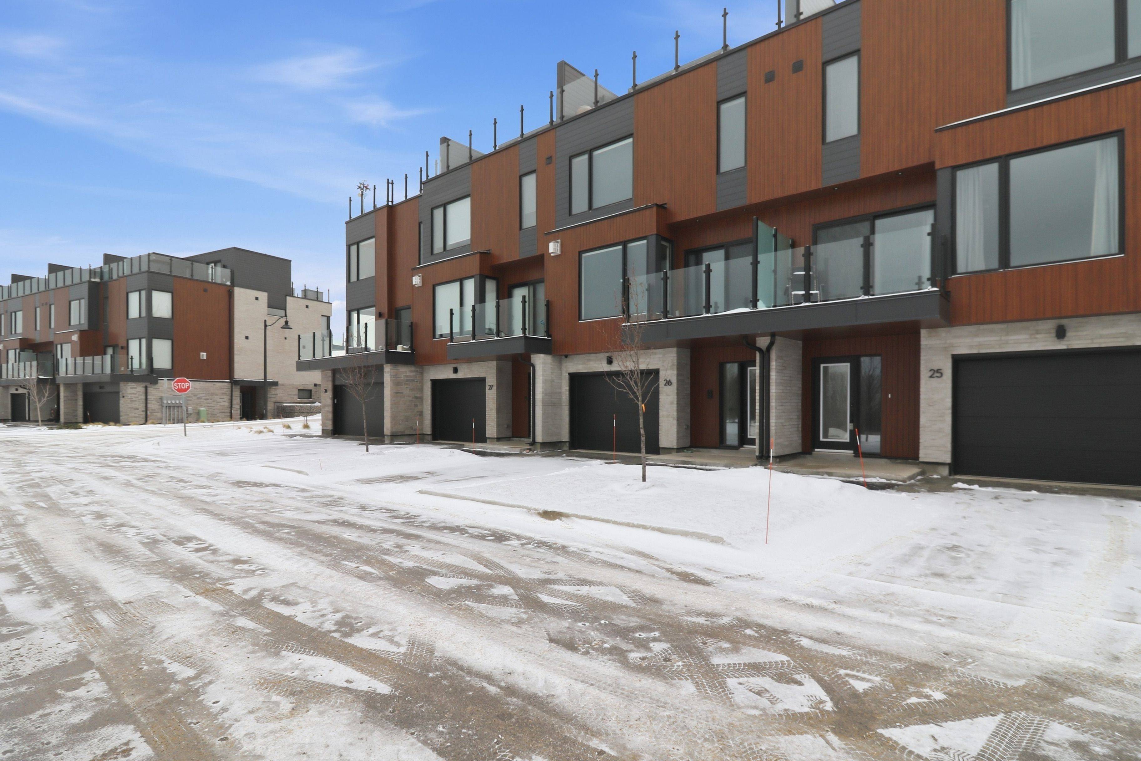 Blue Mountains, ON N0H 2P0,117 Sladden CT #25