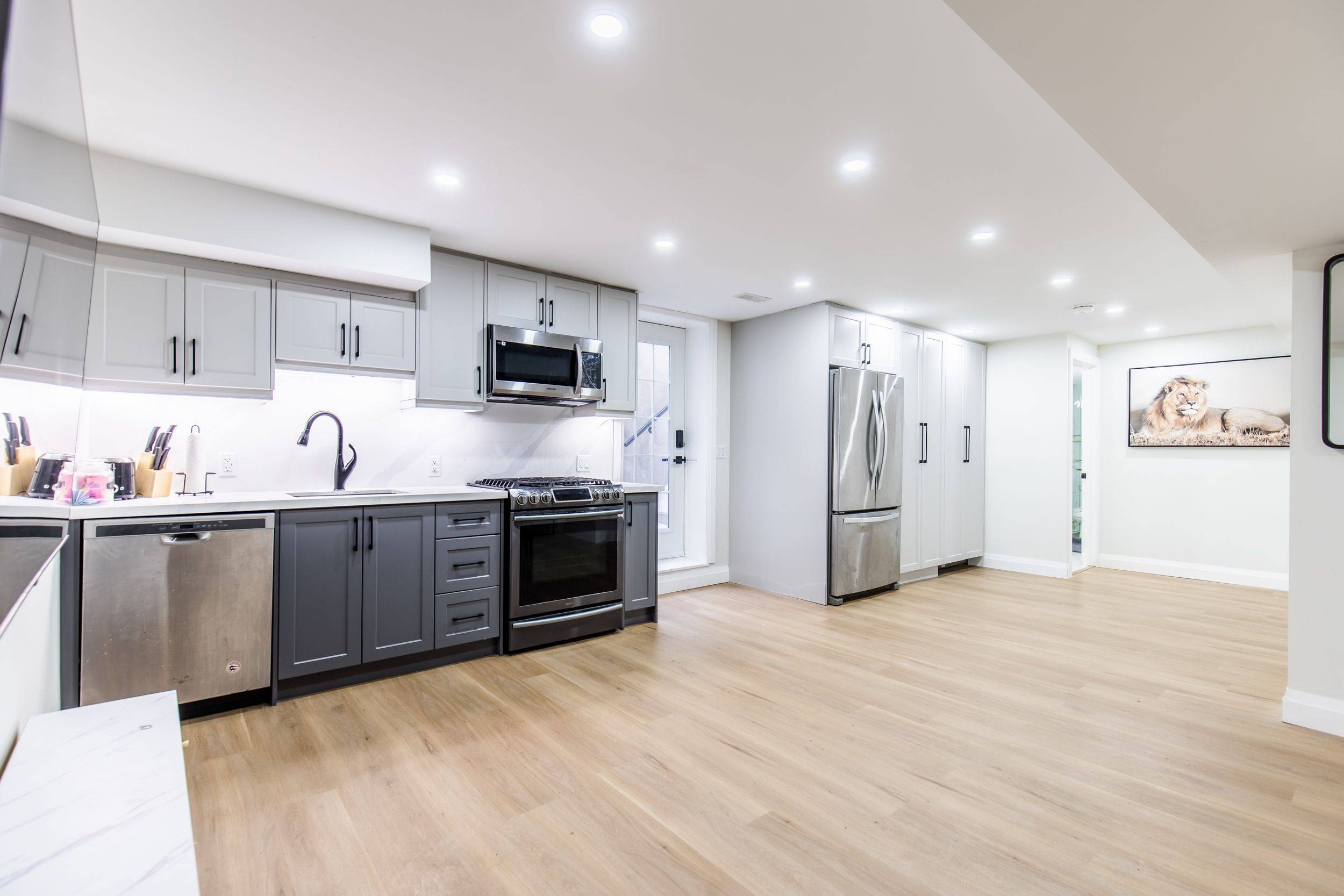 Niagara Falls, ON L2G 0H4,6544 SAM IORFIDA DR #bsmnt