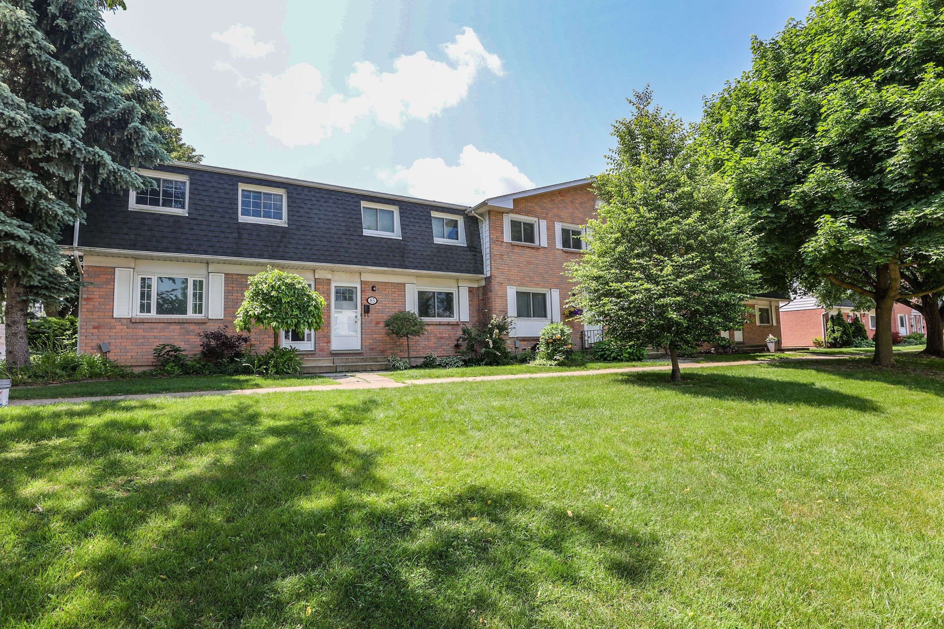 Welland, ON L3C 6J6,185 Denistoun ST #85