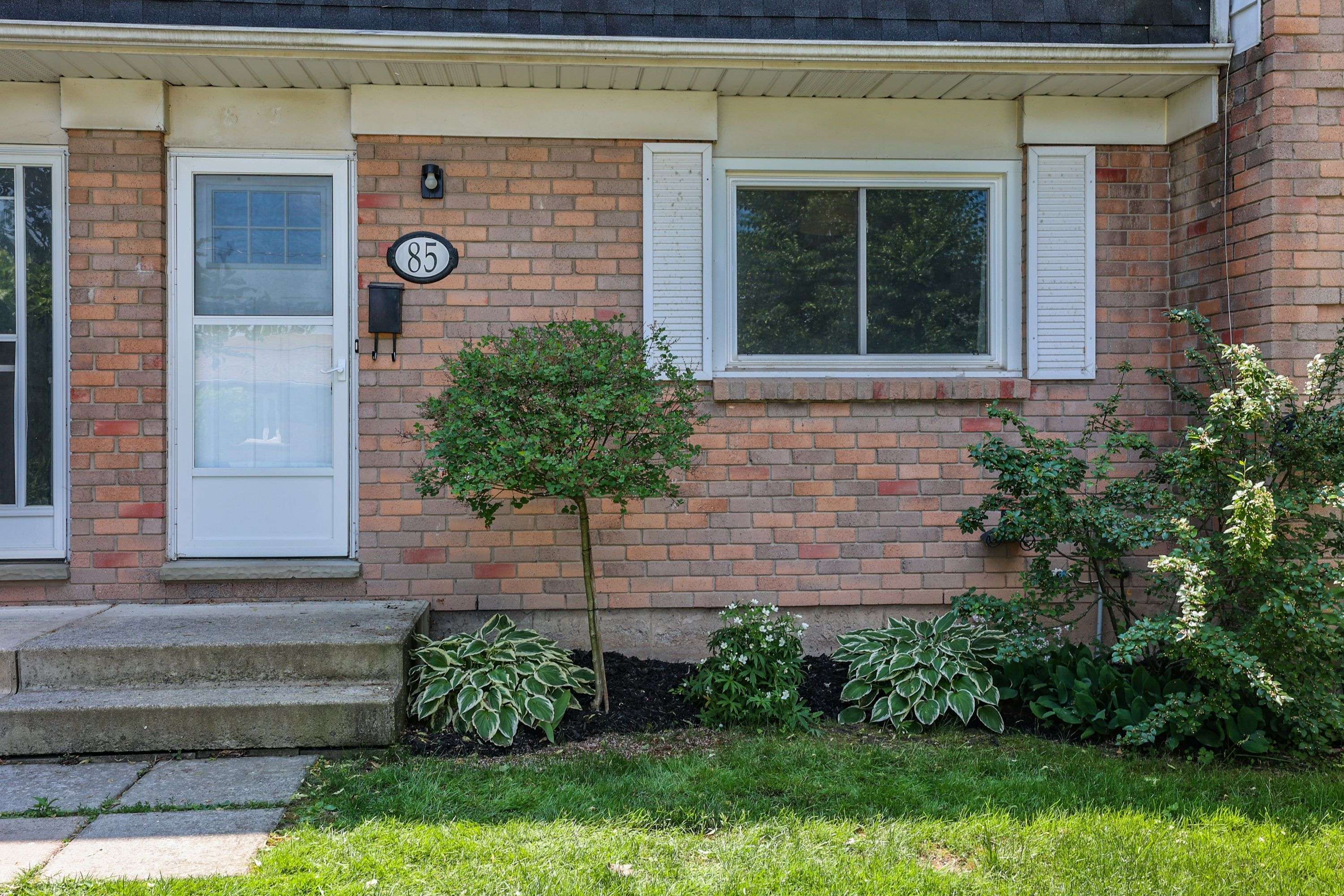Welland, ON L3C 6J6,185 Denistoun ST #85