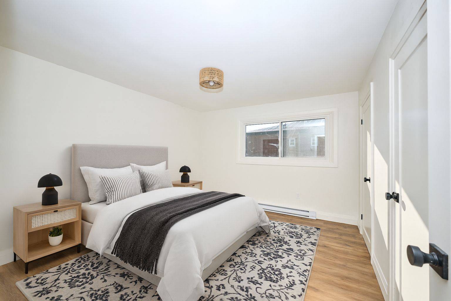 Welland, ON L3B 3C8,141 Plymouth RD #Unit 5