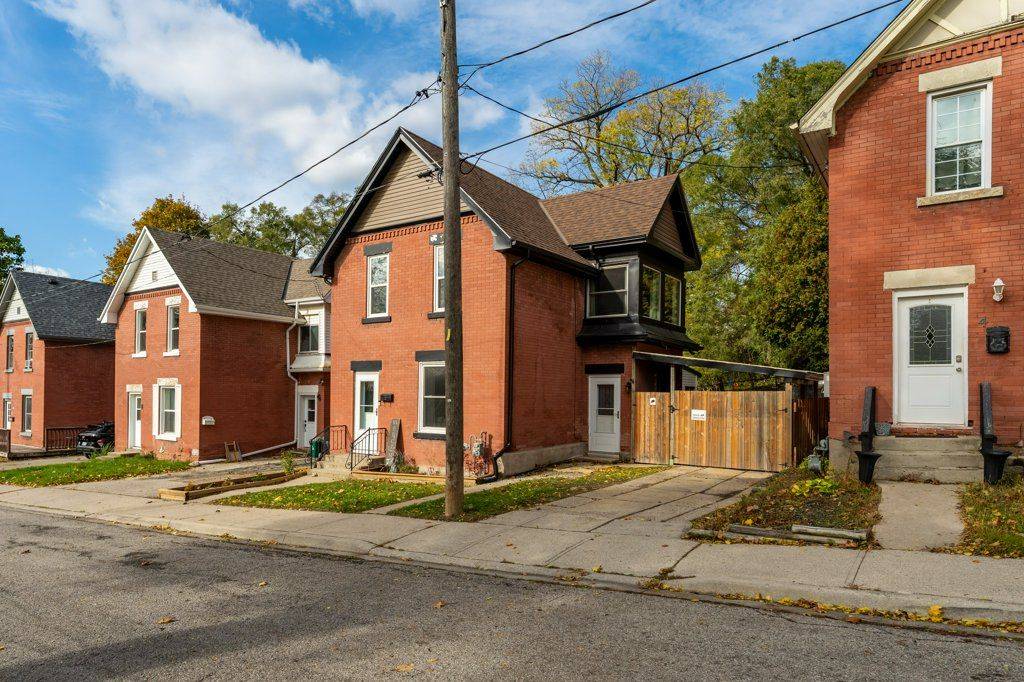 Brantford, ON N3S 2Y7,6 Glanville AVE