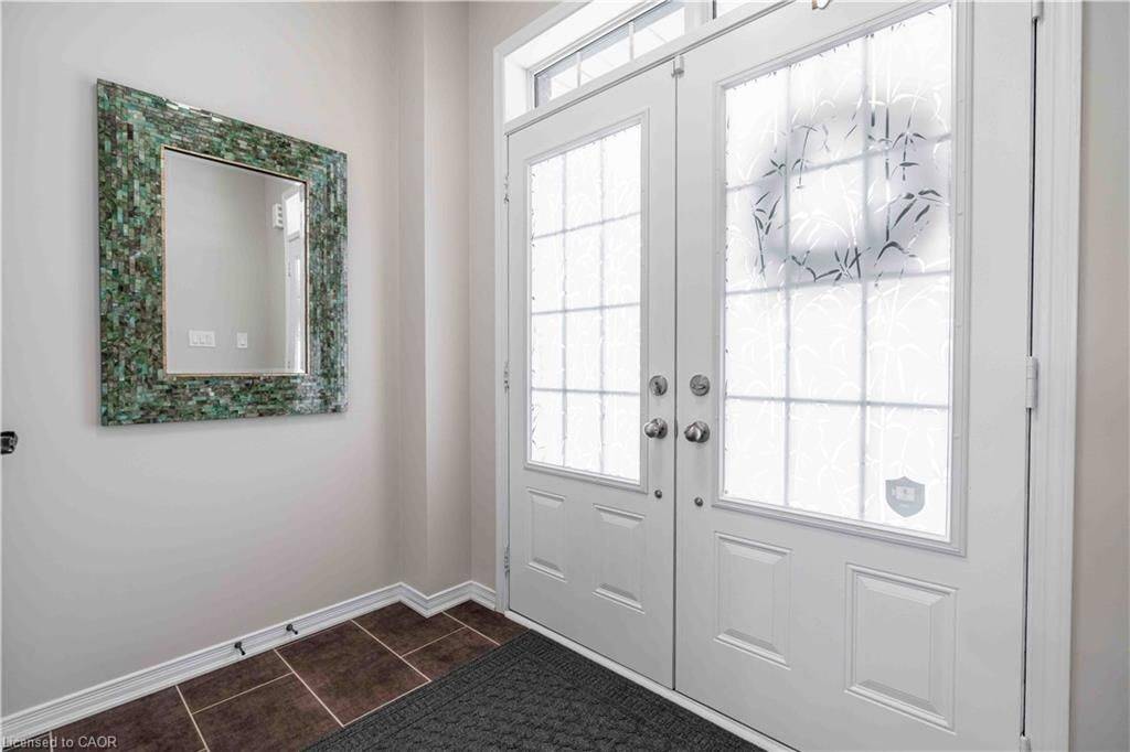 Haldimand, ON N3W 0B2,115 Larry CRES