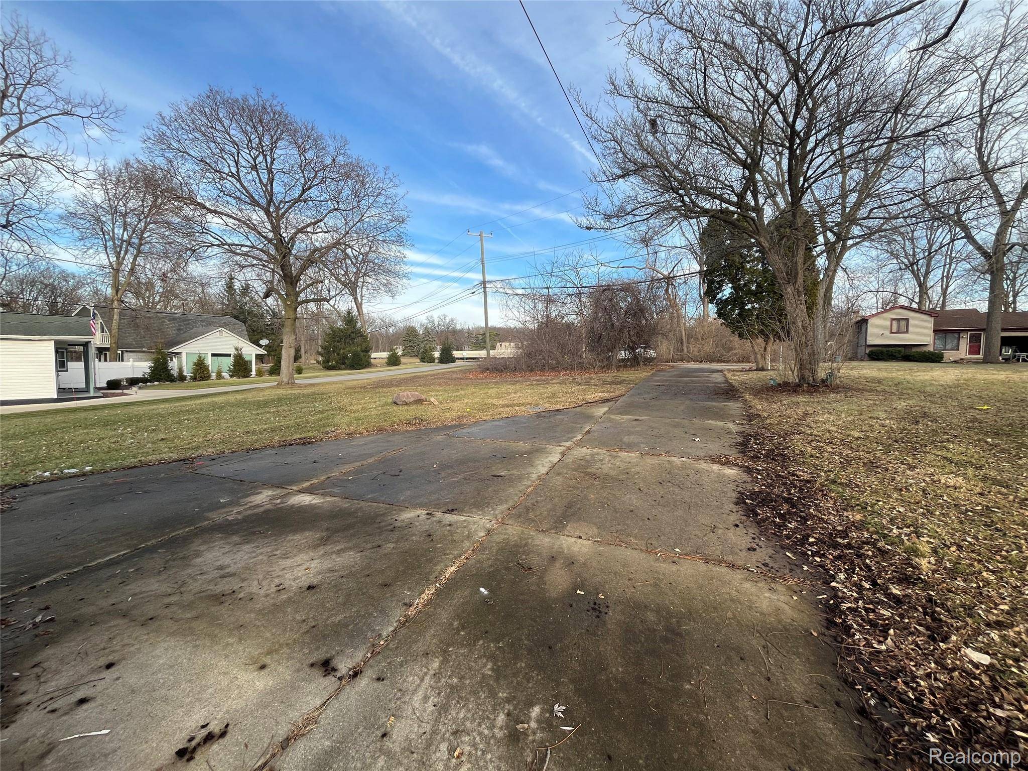 Grosse Ile, MI 48138,19826 Keith AVE