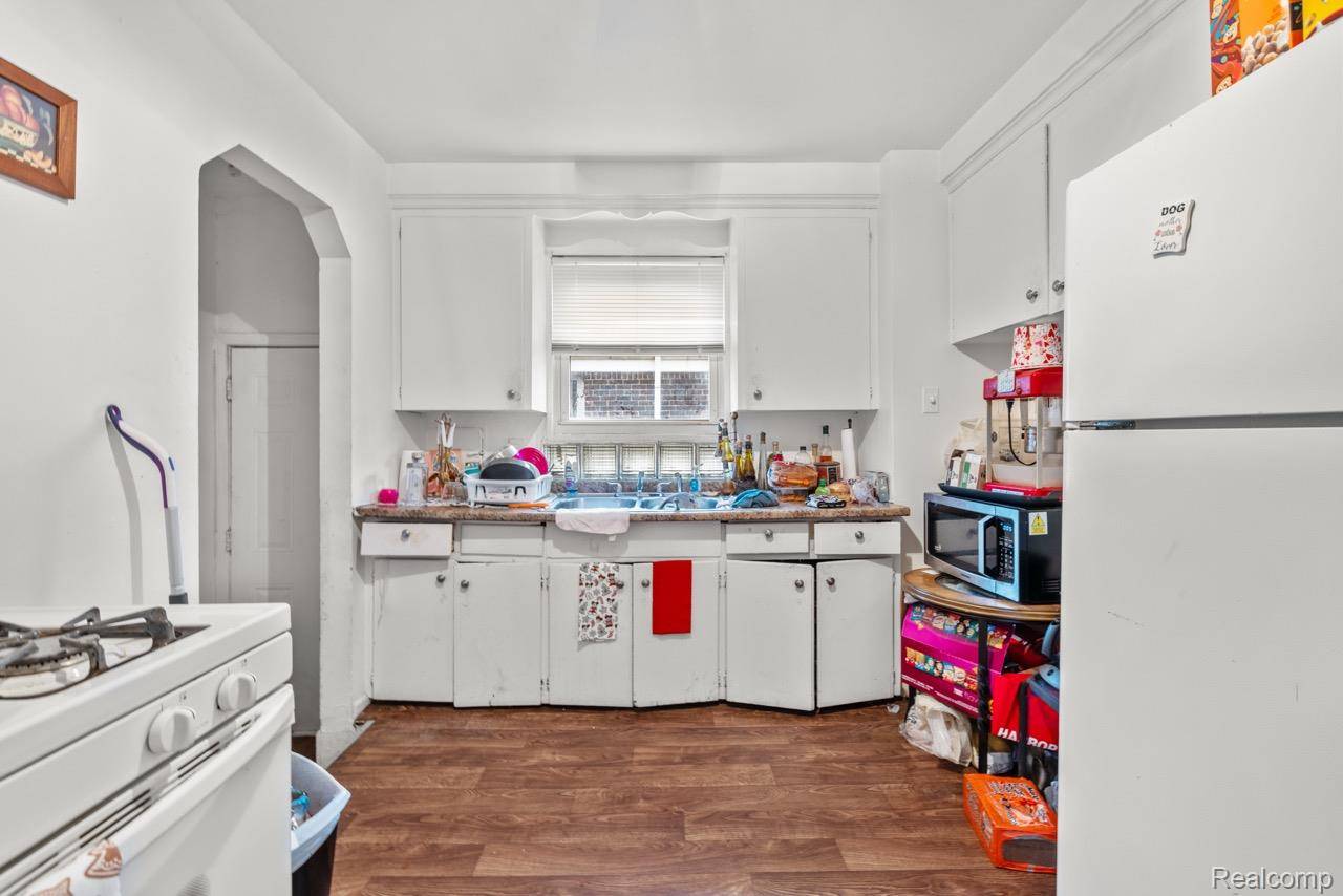 Detroit, MI 48228,12054 Ashton AVE