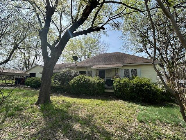 Whitewright, TX 75491,507 W Locust Street