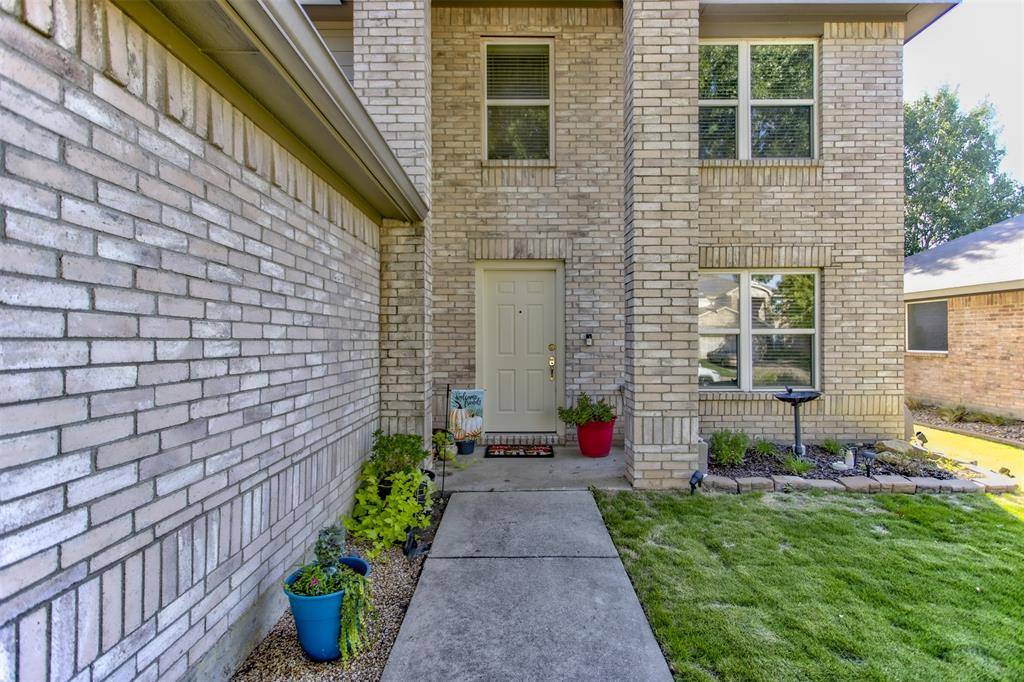 Watauga, TX 76137,6716 Bison Trail