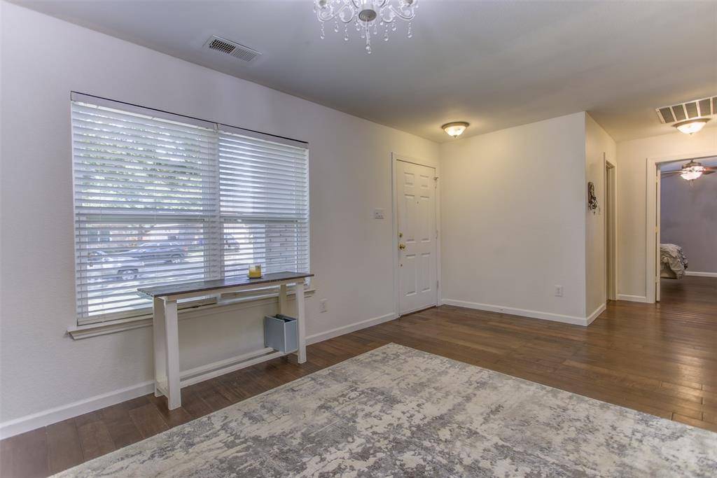 Watauga, TX 76137,6716 Bison Trail