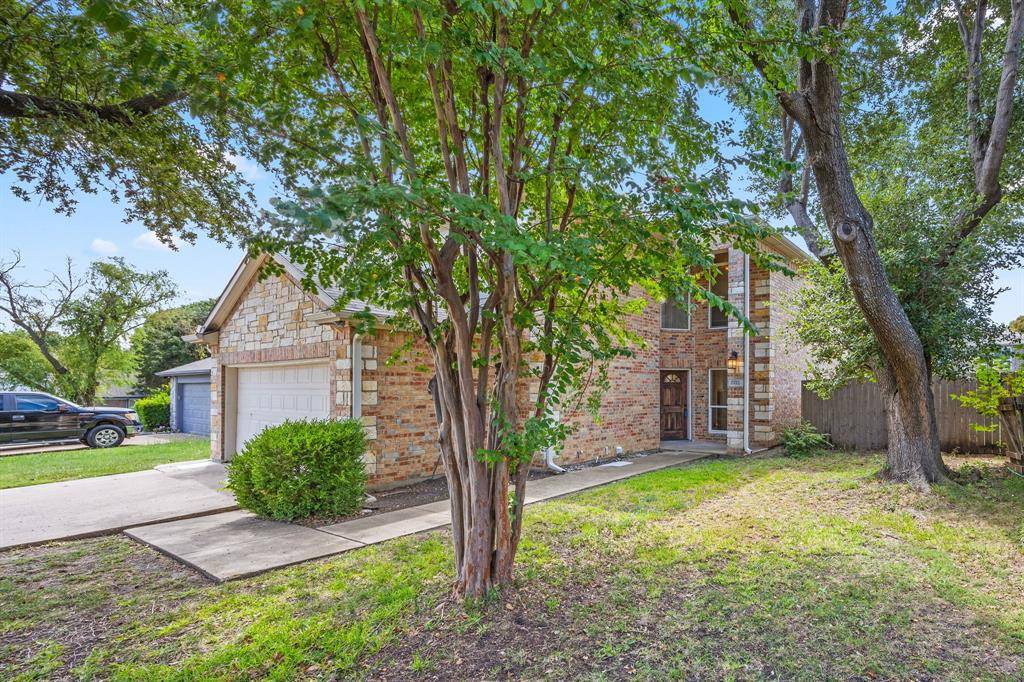 Rowlett, TX 75088,2221 La Costa Drive