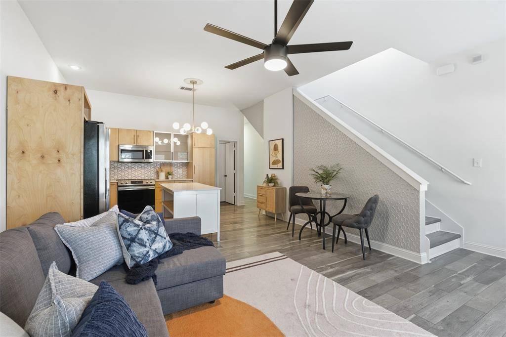 Dallas, TX 75215,1823 S Ervay Street