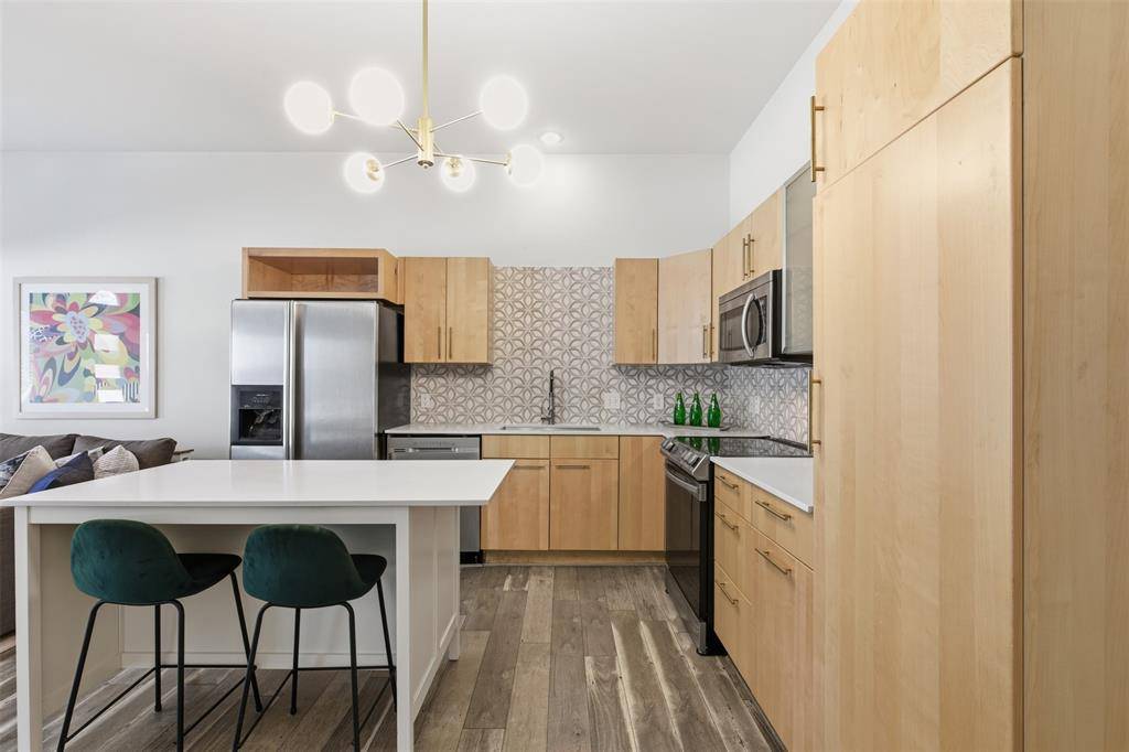 Dallas, TX 75215,1823 S Ervay Street