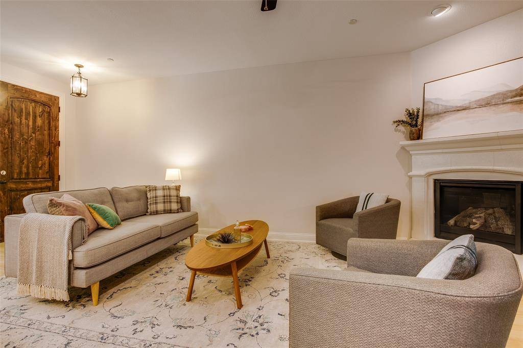 Carrollton, TX 75010,4421 Riverview Drive