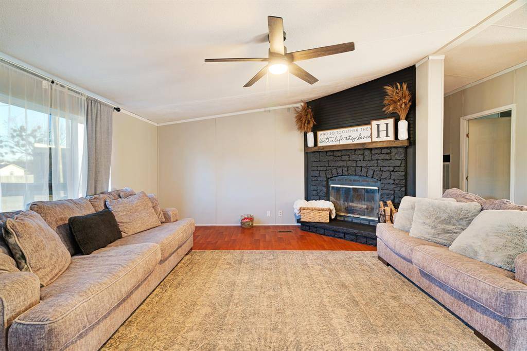 Deport, TX 75435,416 Bevill Street