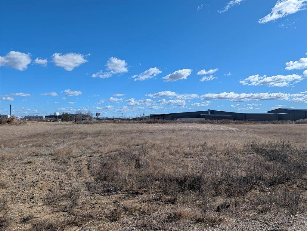 Mabank, TX 75147,282 Victory Drive