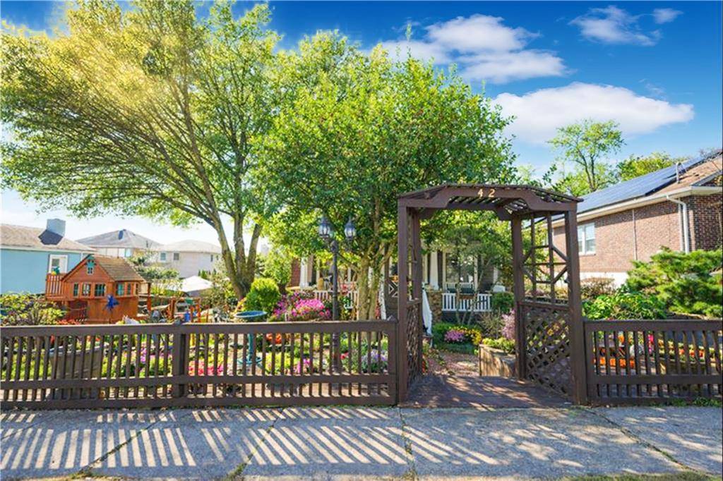 Staten  Island, NY 10306,42 Bishop ST