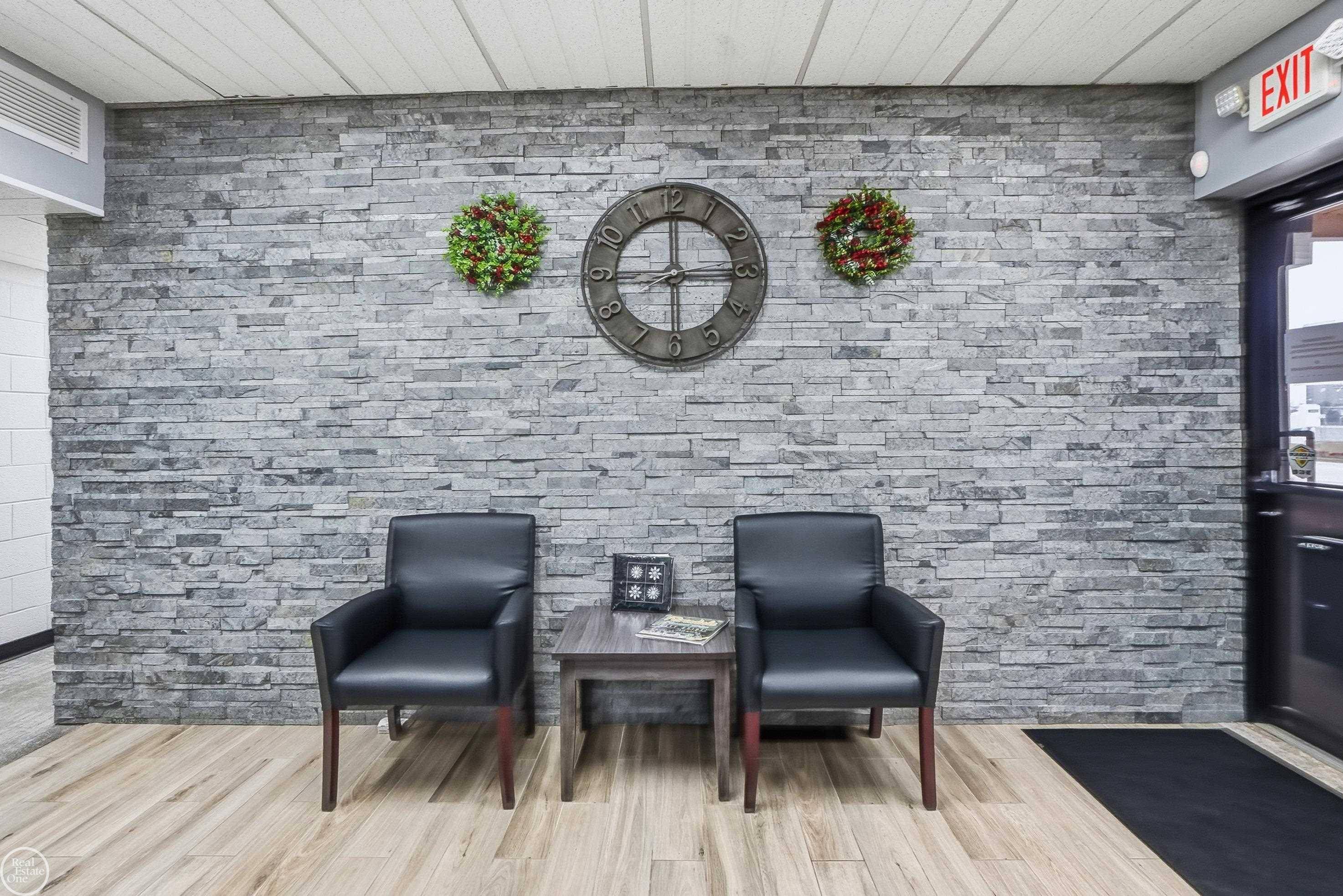 22655 S Chrysler DR, Hazel Park, MI 48030