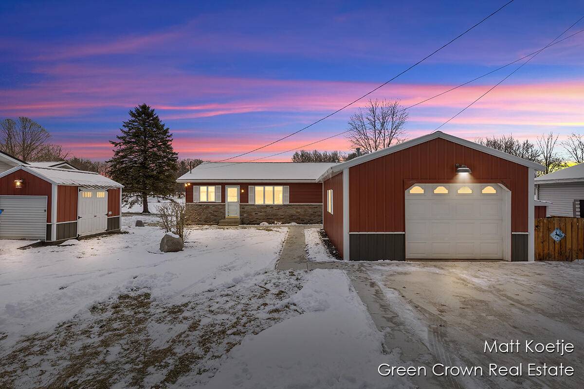 Fremont, MI 49412,4351 Chippewa TRL