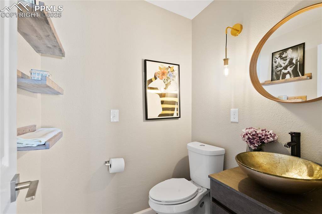 Monument, CO 80132,17010 Mountain Lake DR