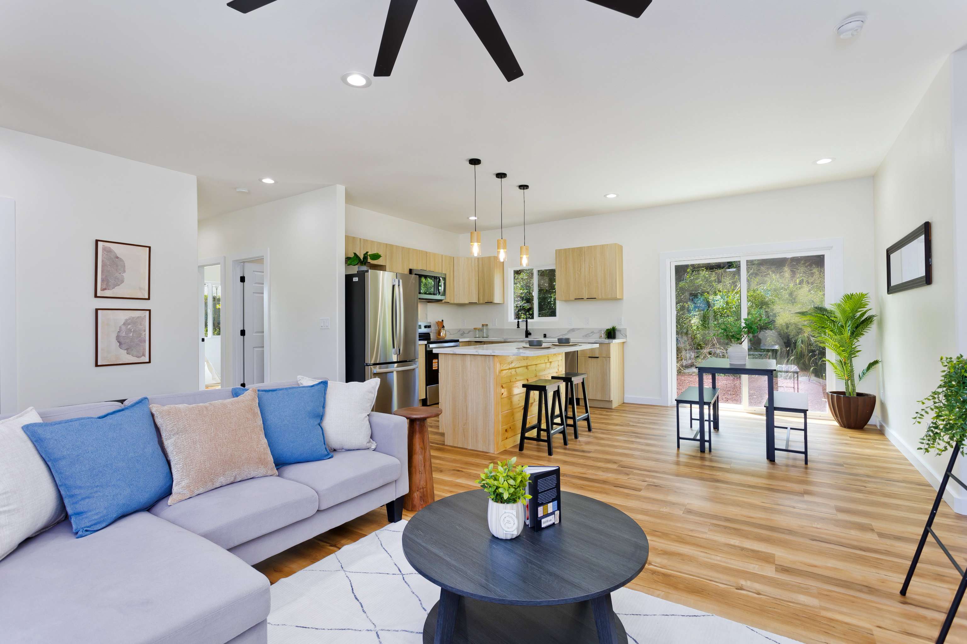 Keaau, HI 96749,15-1468 30TH AVE