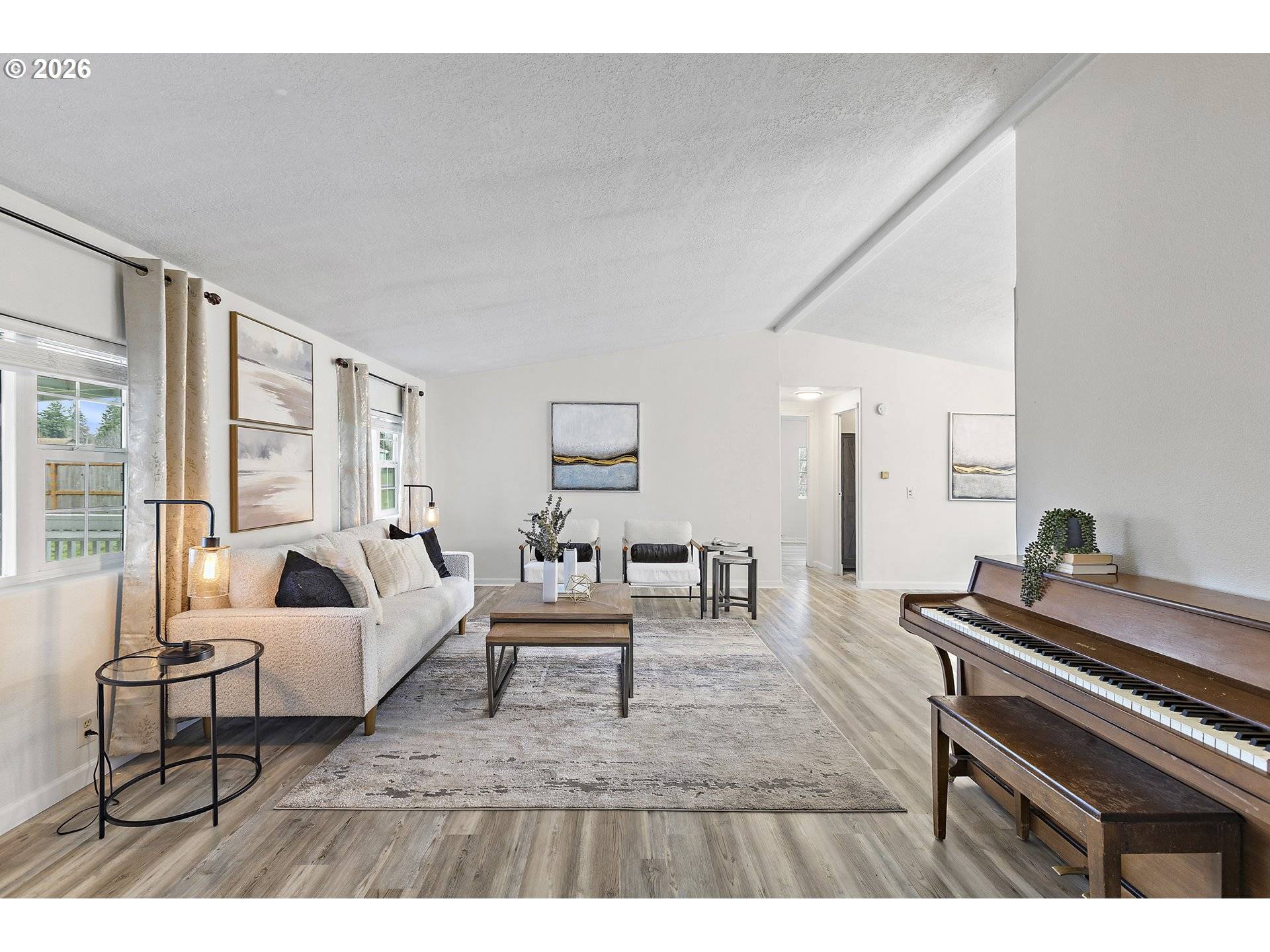 Salem, OR 97317,925 NEW HAVEN DR NE