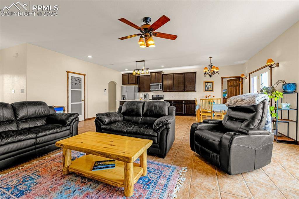 Pueblo, CO 81007,1847 W Badito DR