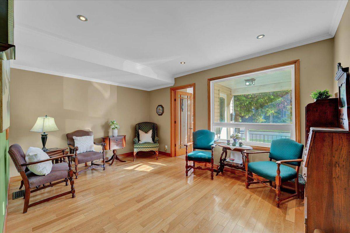 Toronto C07, ON M2N 1V5,116 Burnett AVE