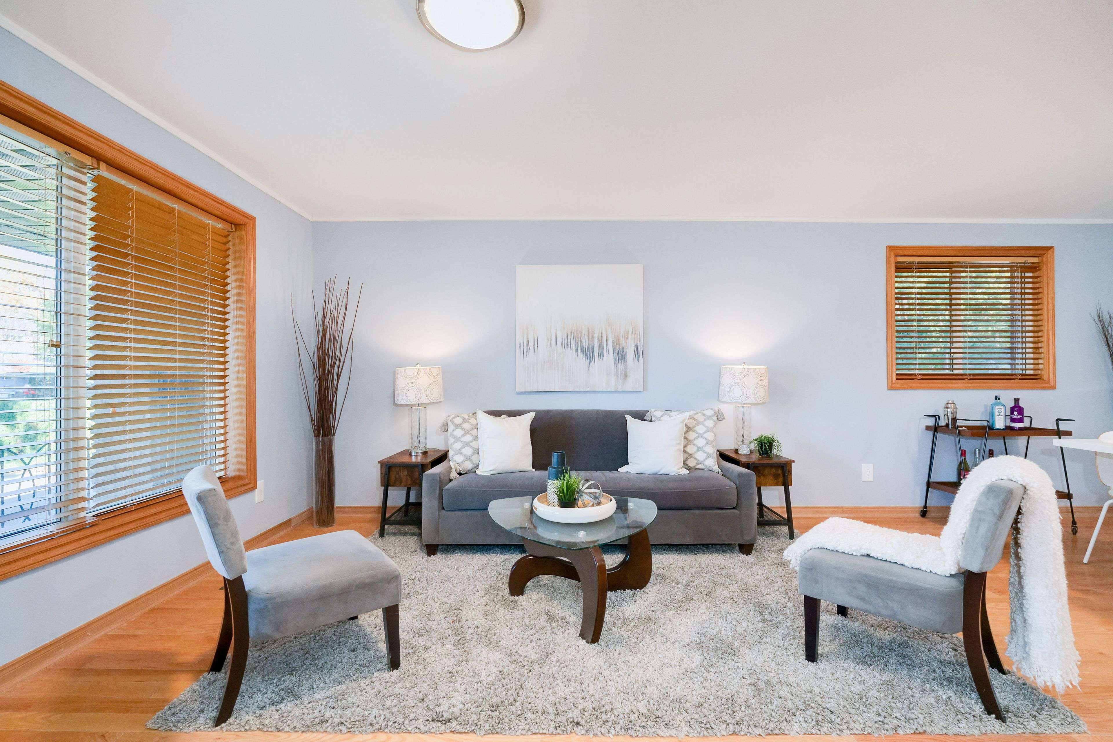 Toronto C15, ON M2J 2K1,15 Prattley DR