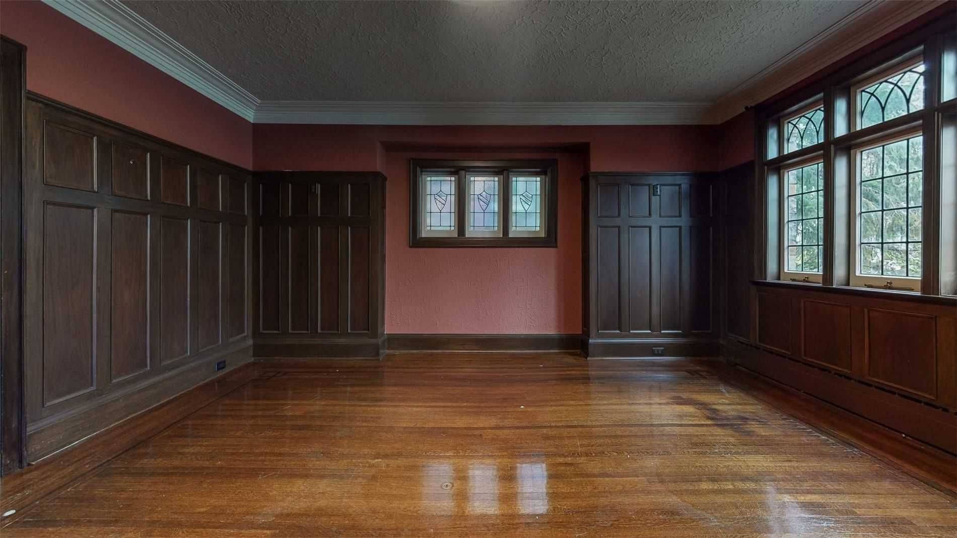 Toronto C03, ON M5P 3C5,312 Glenayr RD