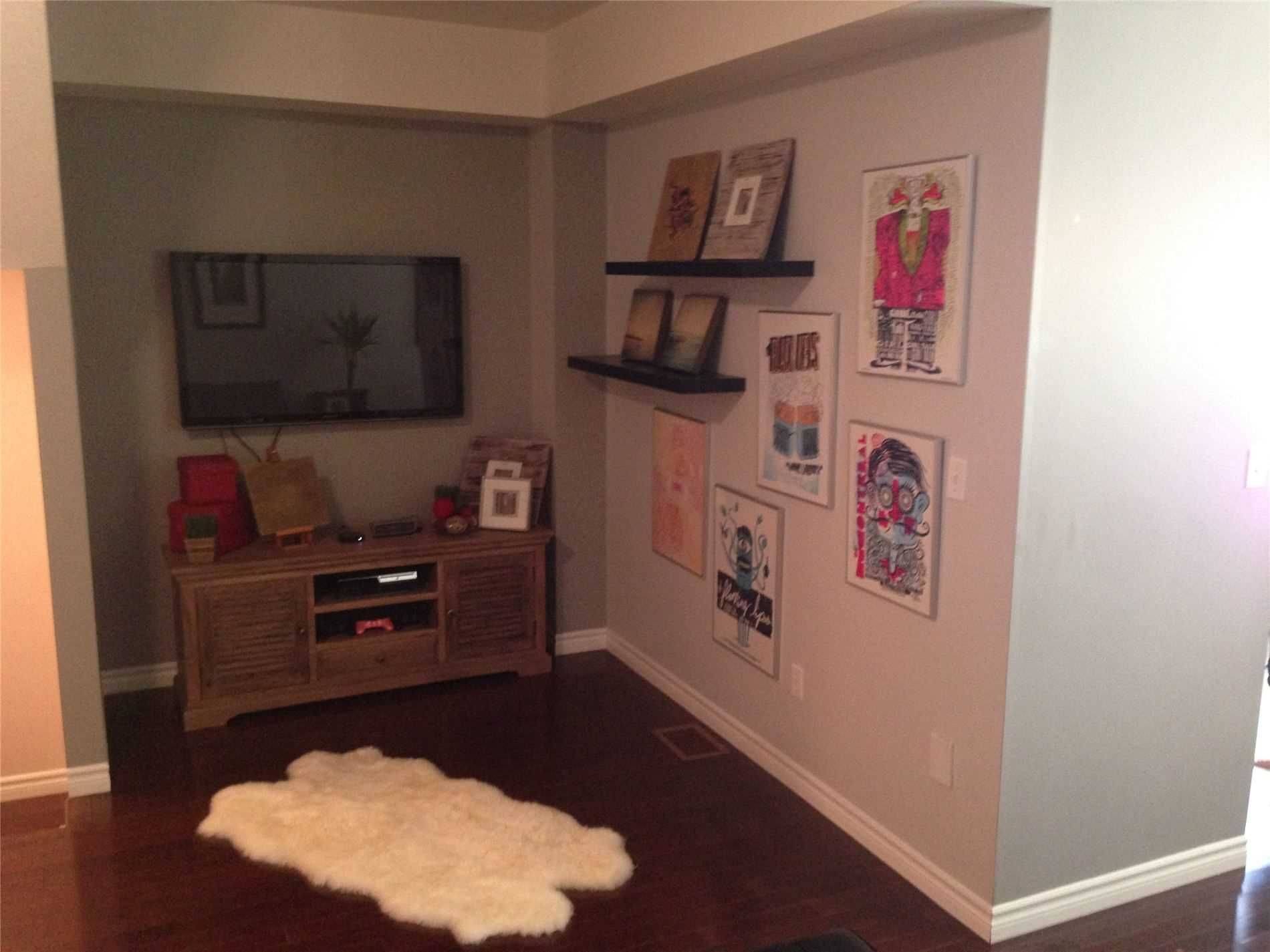 Pickering, ON L1W 0A2,1250 St Martins DR #78