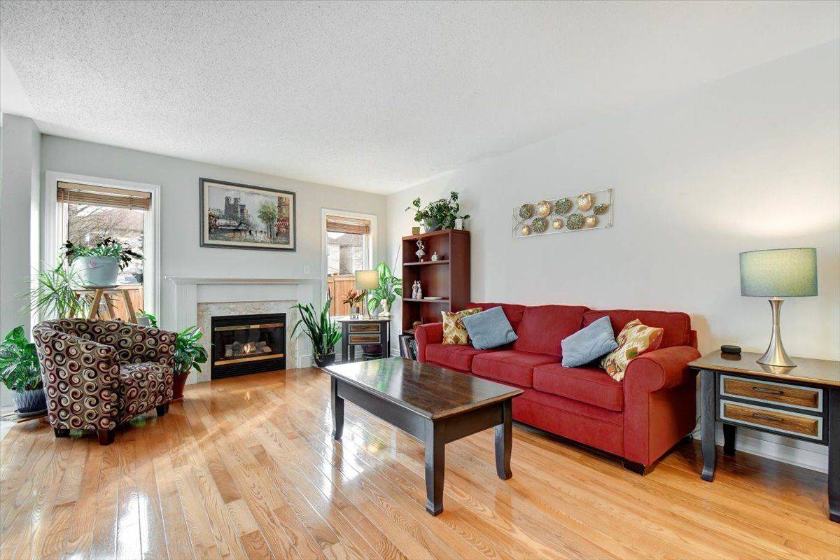 Whitby, ON L1M 2B7,27 Primeau AVE