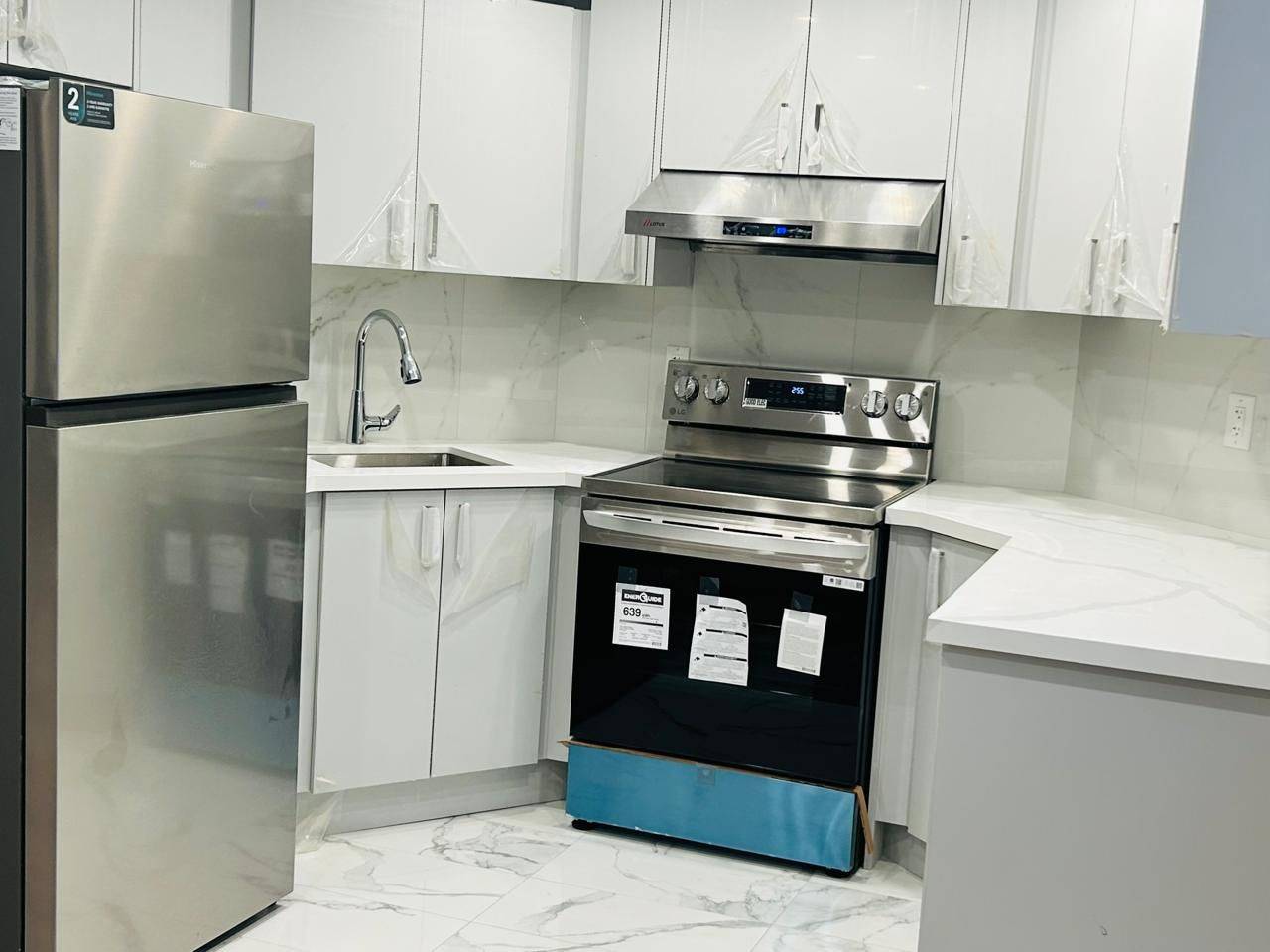 Innisfil, ON L9S 1T9,1120 Leslie DR