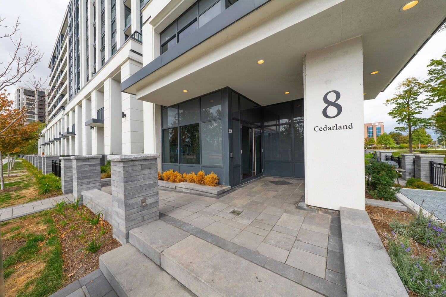 Markham, ON L6G 0H4,8 Cedarland DR #131