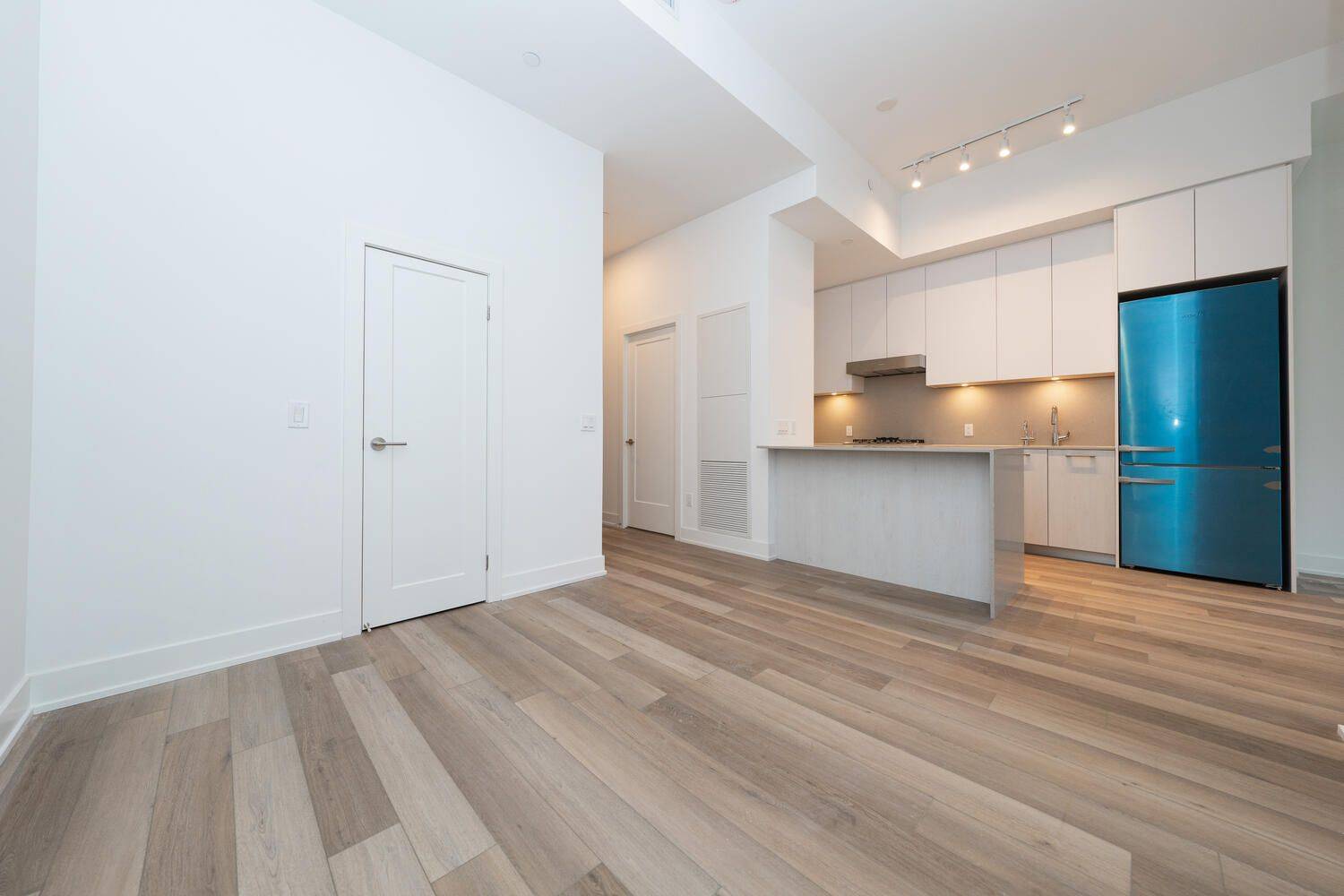 Markham, ON L6G 0H4,8 Cedarland DR #131