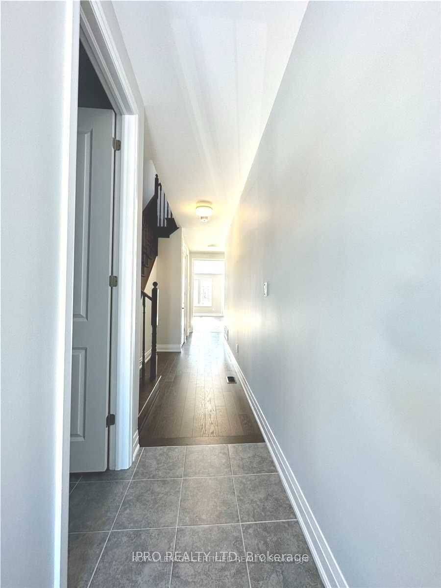 Springwater, ON L9X 2C8,30 Periwinkle RD W