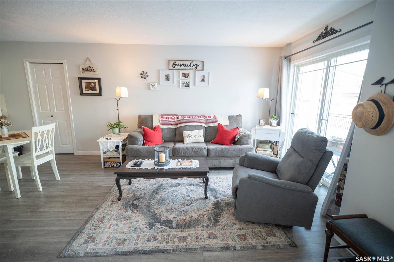 Saskatoon, SK S7N 1N3,141 105th STREET W #102F