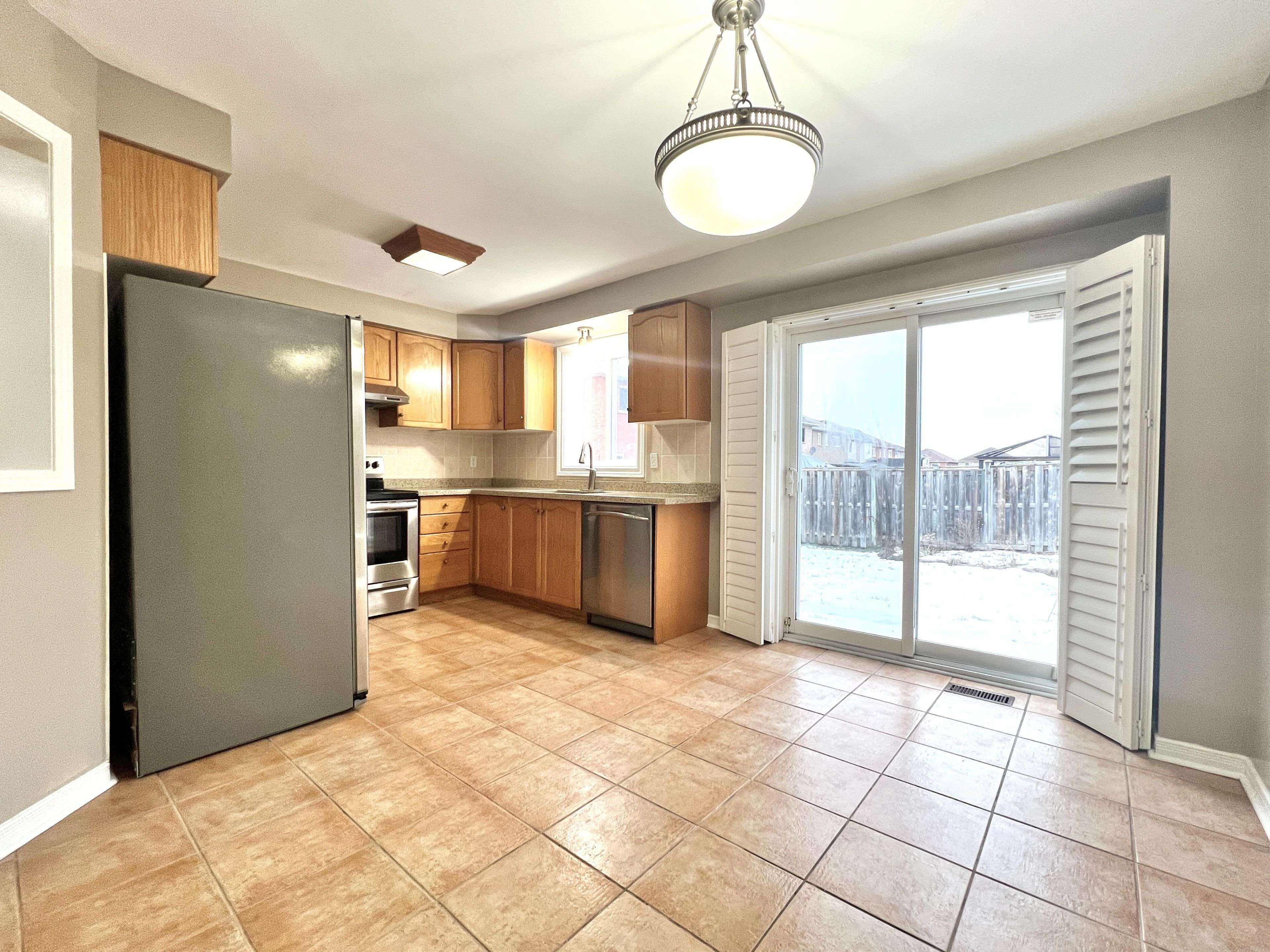 Brampton, ON L6X 5A7,55 Native LNDG