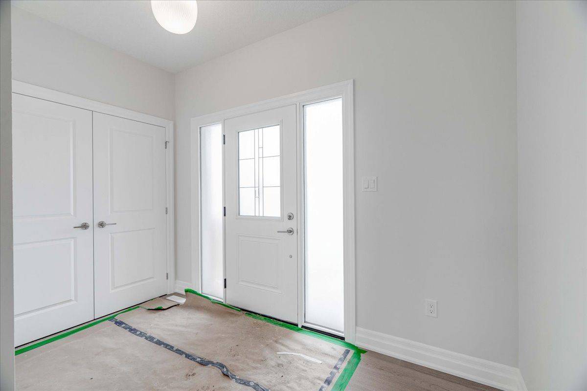 London South, ON N6L 0E2,4348 LISMER LN