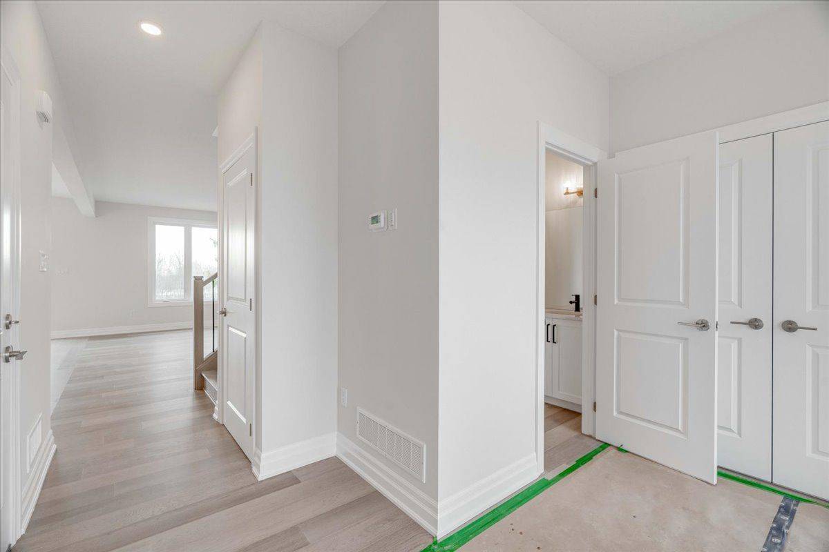 London South, ON N6L 0E2,4348 LISMER LN