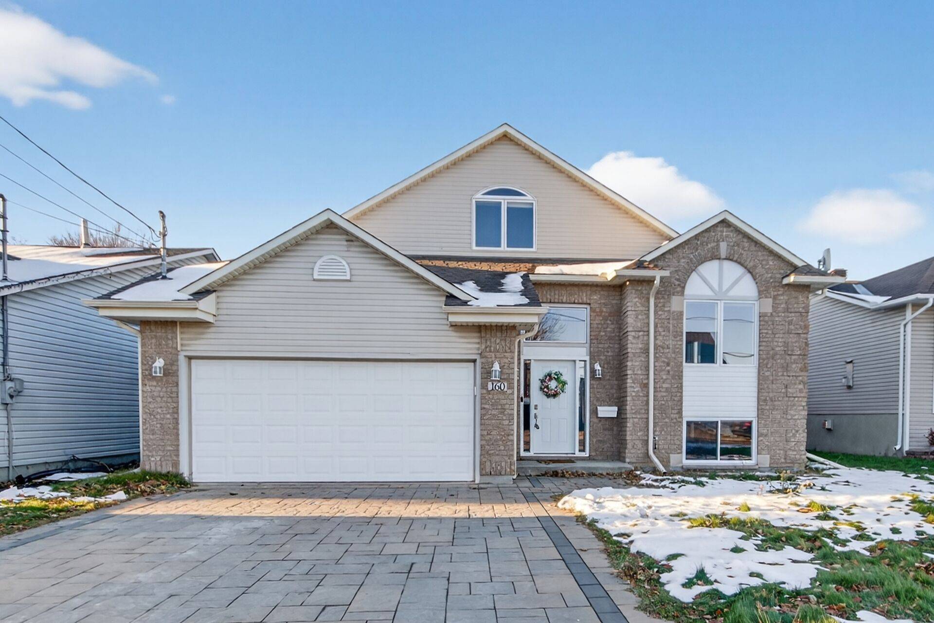 Carleton Place, ON K7C 4P3,160 Patterson CRES