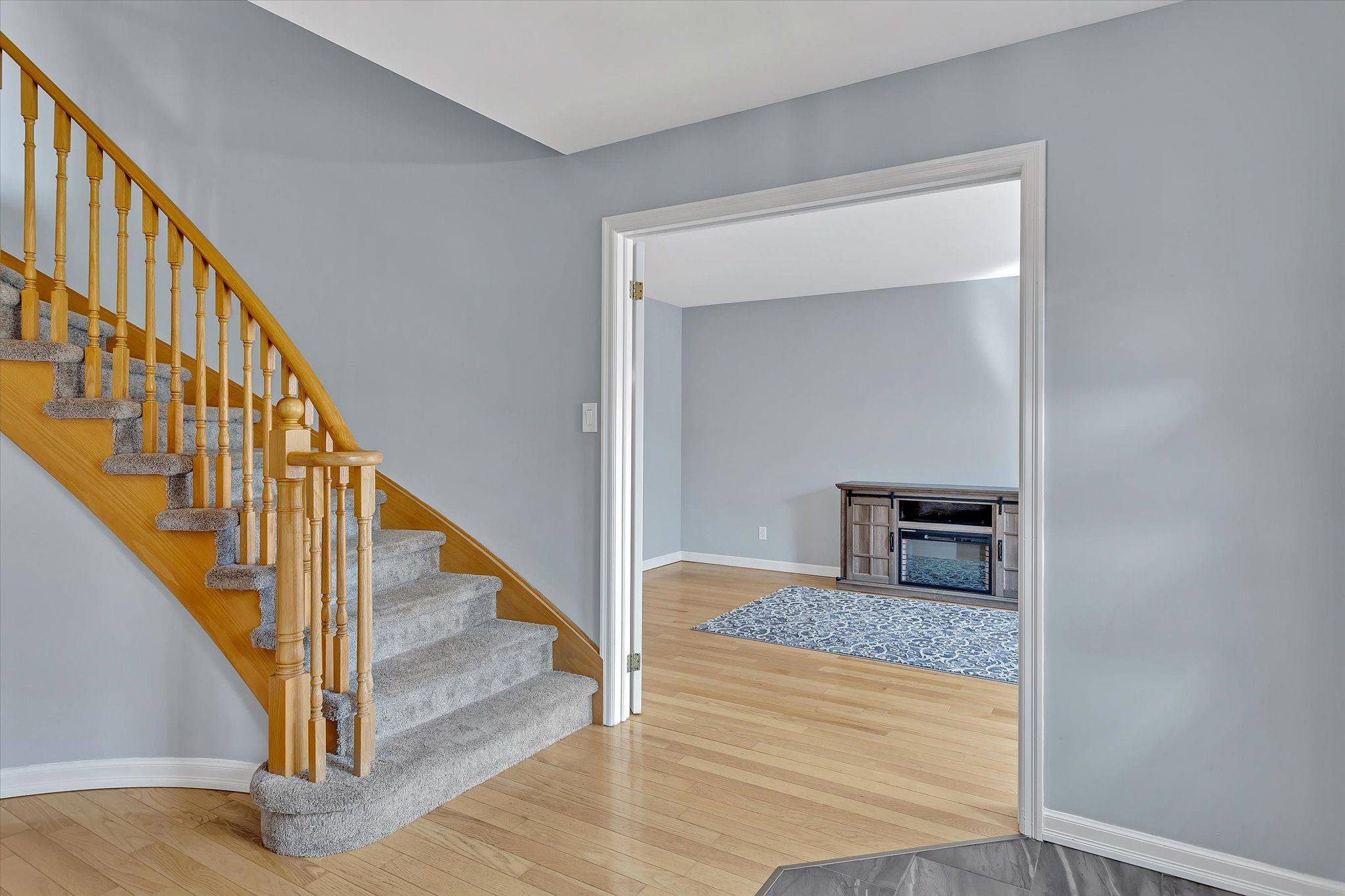 Peterborough, ON K9K 2E4,1908 Mapleridge DR