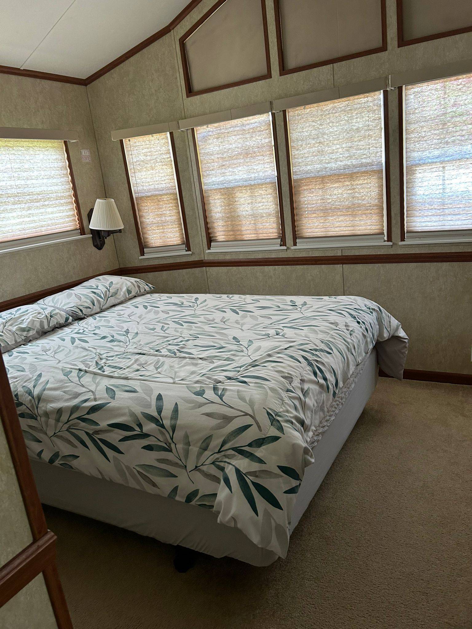 Kawartha Lakes, ON K0M 1A0,2346 Pigeon Lake RD