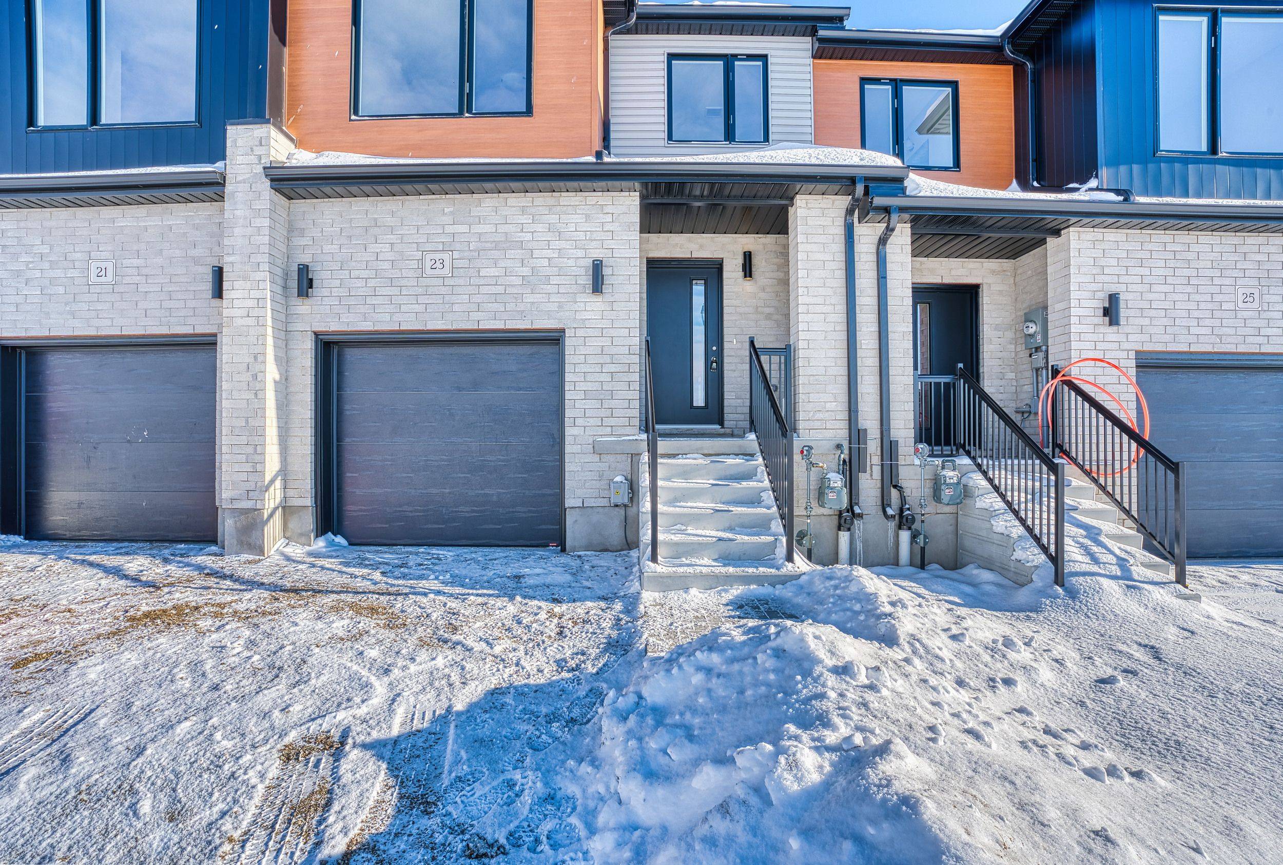 Stratford, ON N5A 0L2,23 BECKER ST