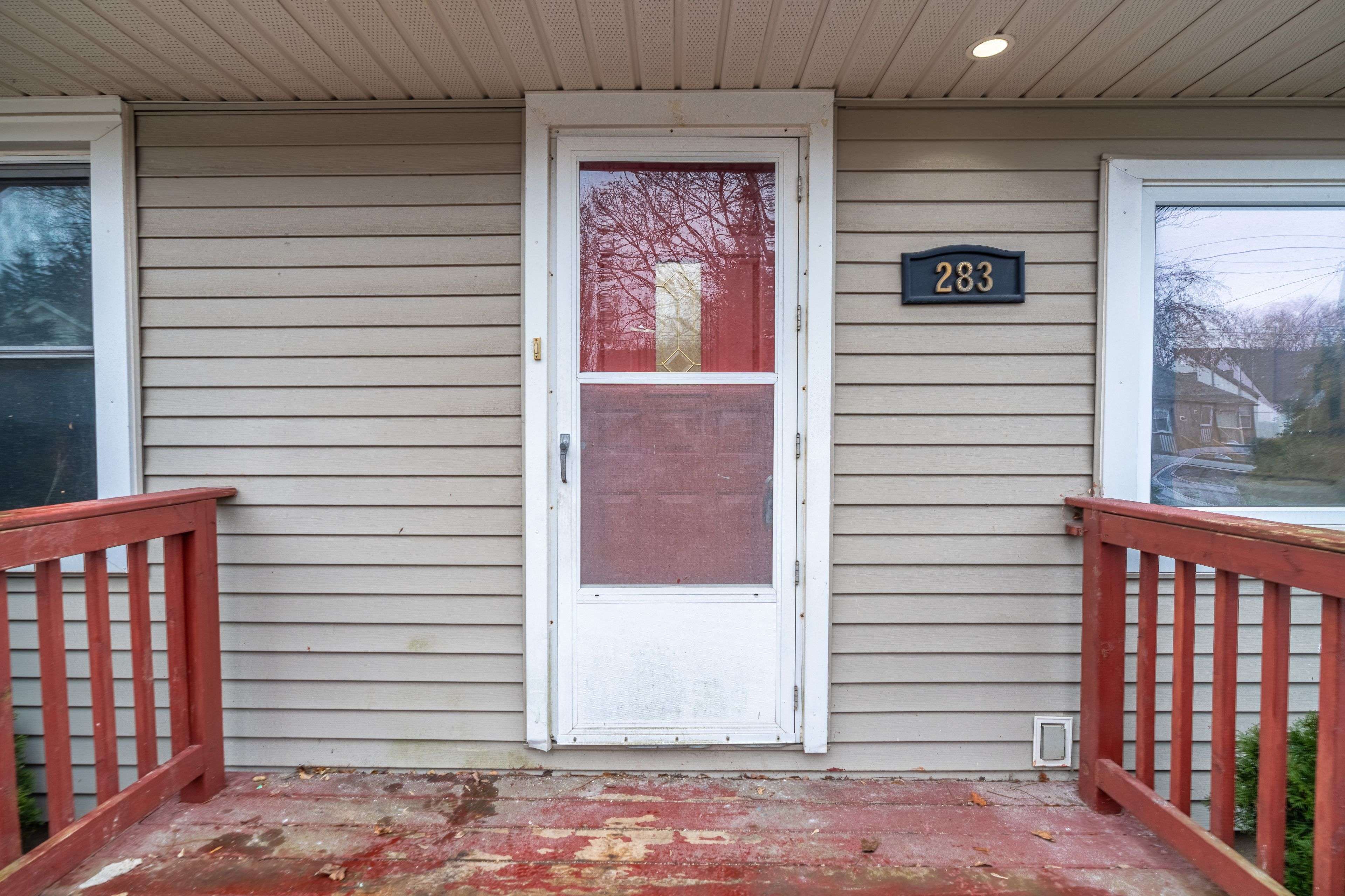 Brantford, ON N3S 4W9,283 Grey ST