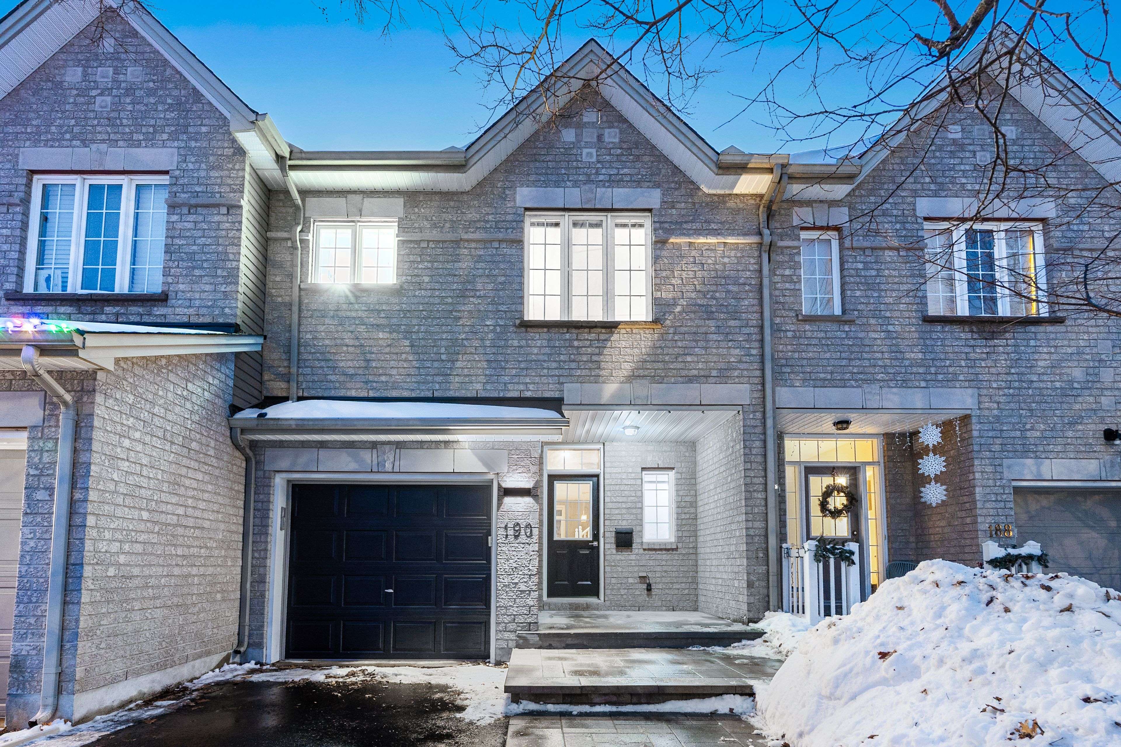 Kanata, ON K2M 0A2,190 Tandalee CRES