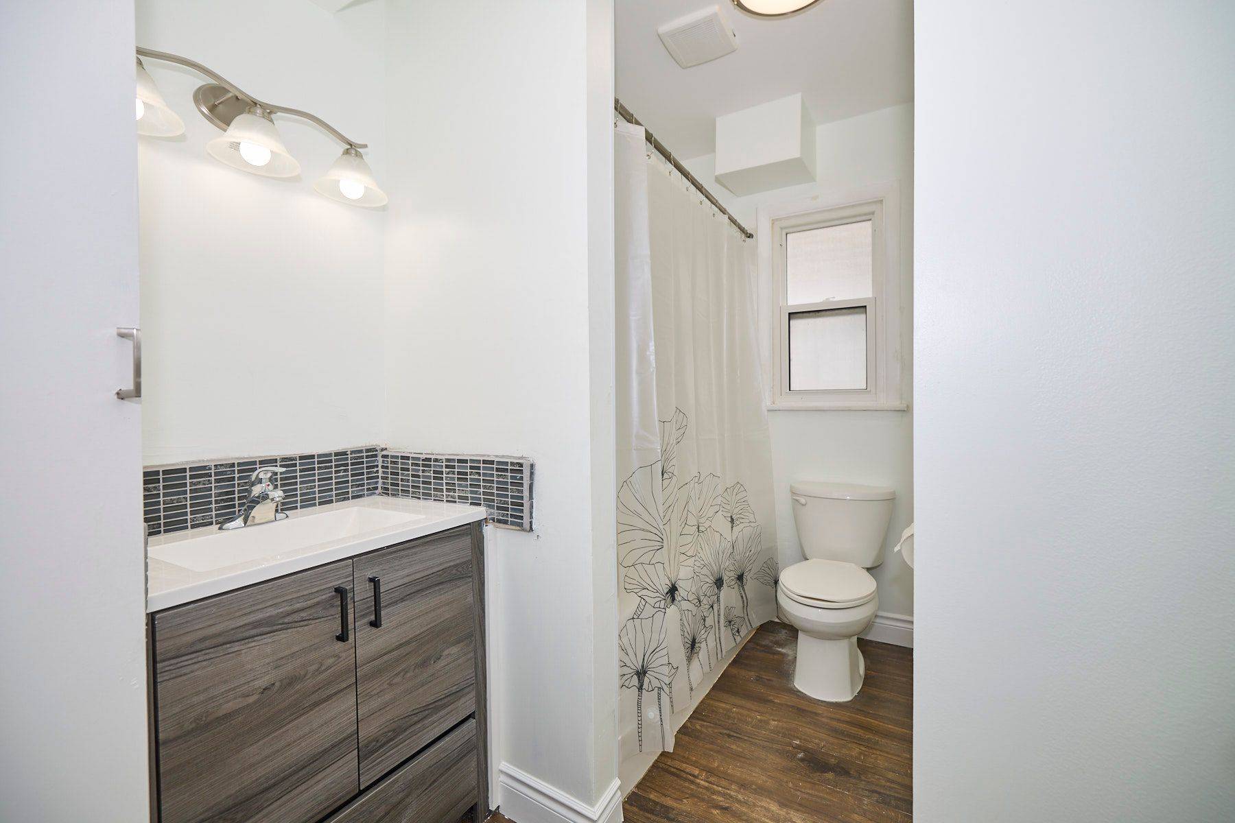 St. Catharines, ON L2M 5R7,43 COSBY AVE