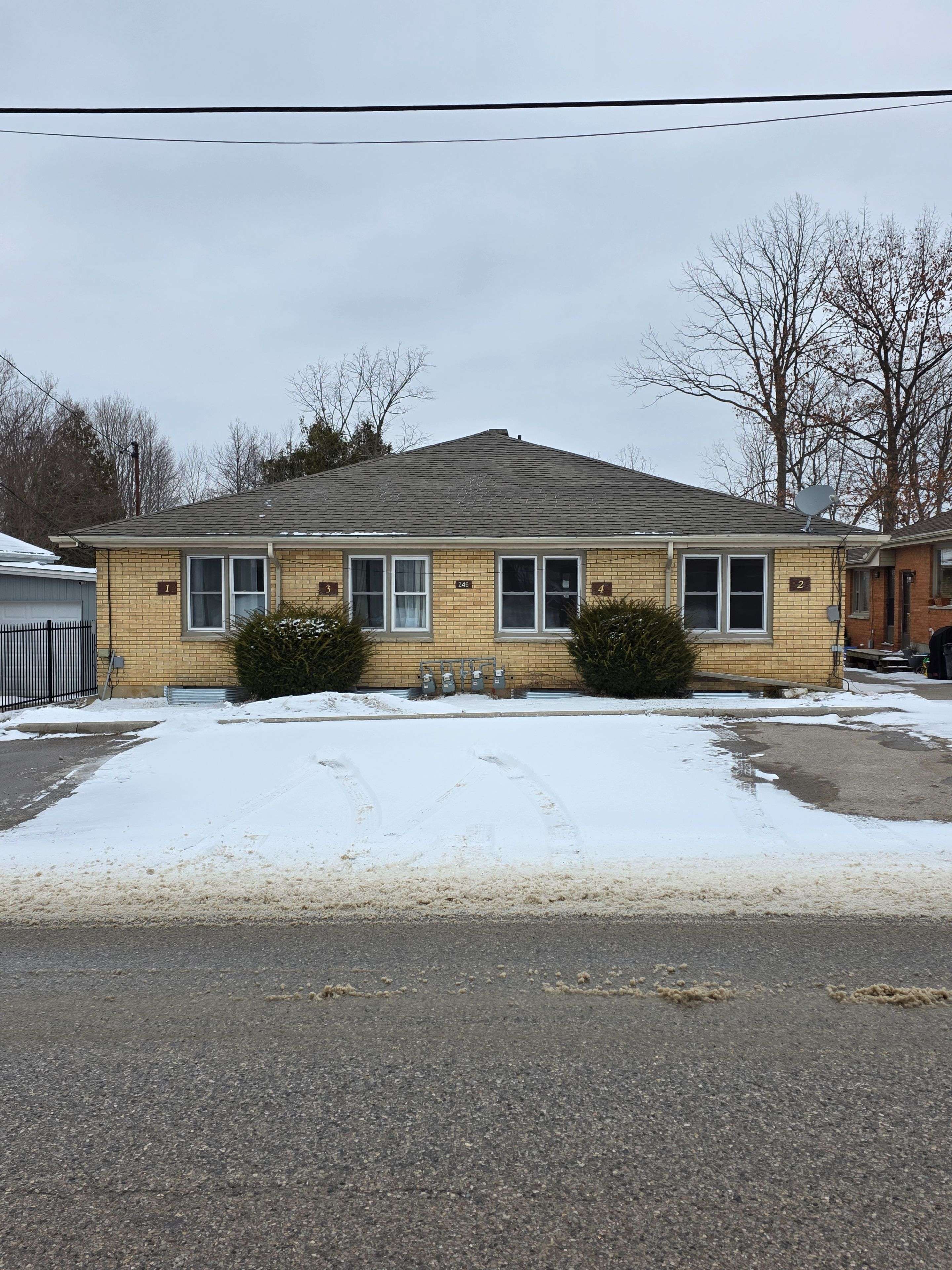 London South, ON N6J 3G4,246 Greenwood AVE