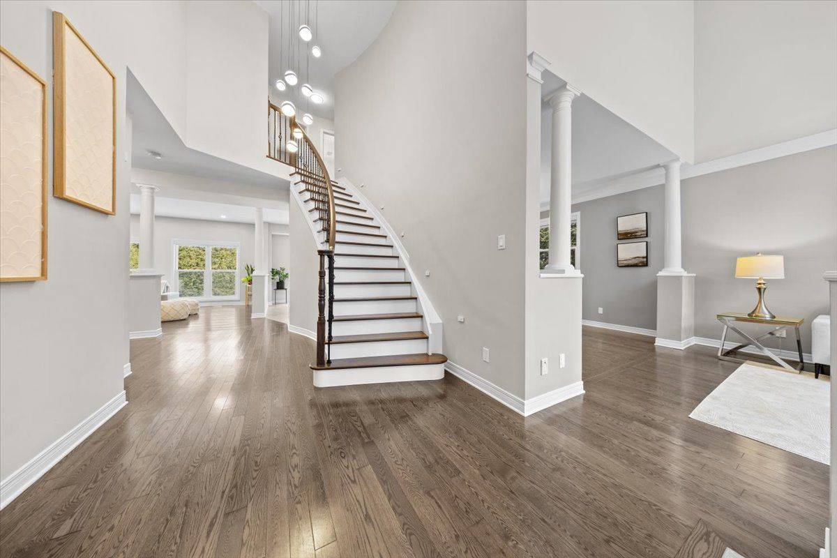 Stittsville - Munster - Richmond, ON K2S 2A3,32 Eliza CRES