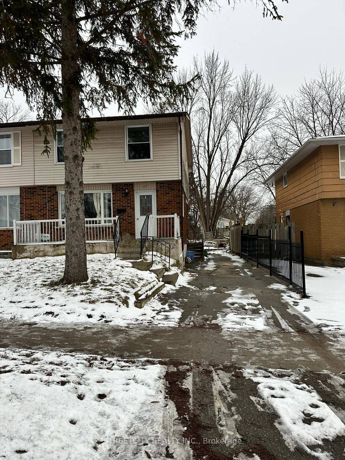 London North, ON N6G 2W4,1331 Limberlost RD